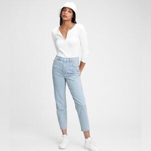 Gap Sky High Rise Mom Jean Size 12R/31